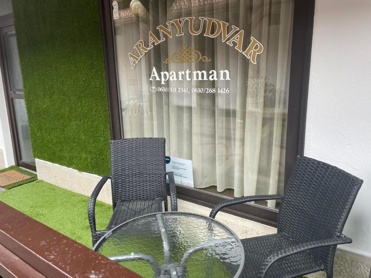 Aranyudvar Apartman إغير المظهر الخارجي الصورة